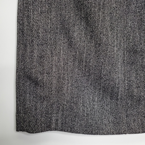 EXPRESS Black Tweed Texturd Pleat Pencil Skirt Size 2 - Picture 2 of 8